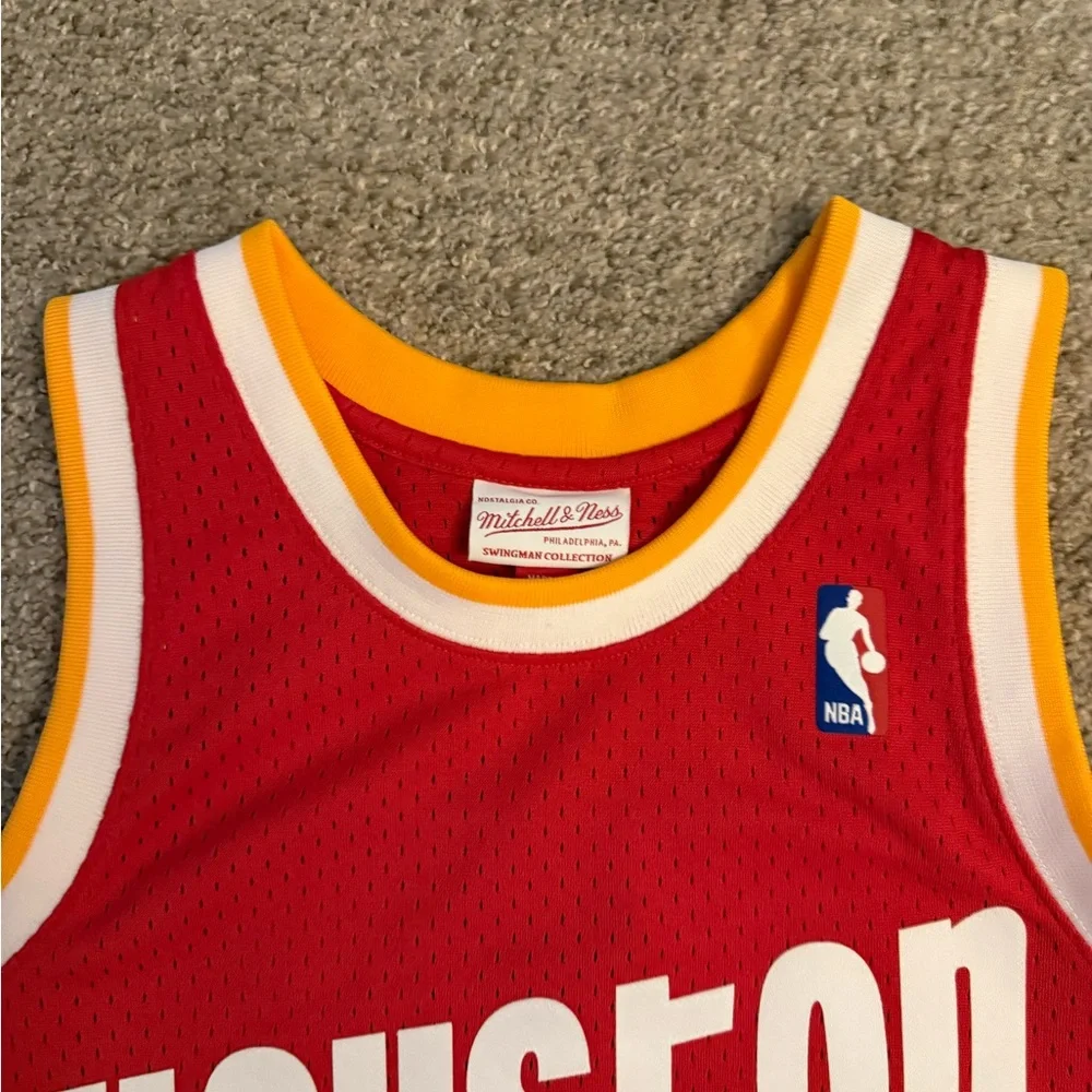 Mitchell & Ness Hakeem Olajuwon Houston Jersey - Picture 2 of 6